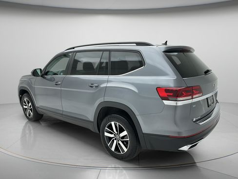 Used 2023 Volkswagen Atlas SE AWD/4WD image 4