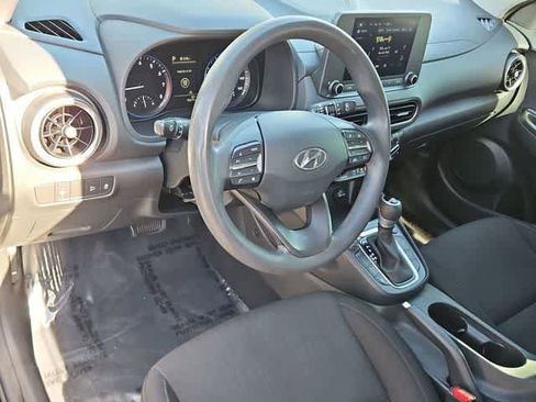 Used 2022 Hyundai Kona SEL w/ Cargo Package image 10
