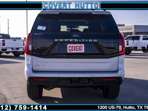 New 2025 Ford Expedition Active image 7
