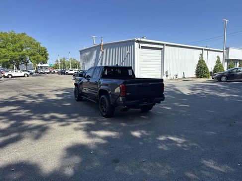 Used 2024 Toyota Tacoma SR5 image 7