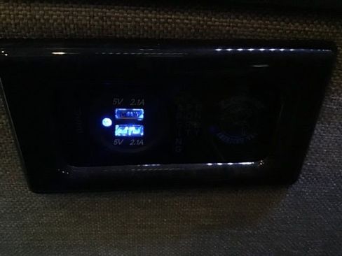 Used 2023 Chevrolet Express 2500 image 51