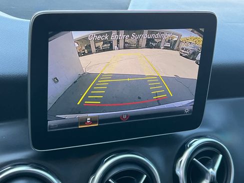 Used 2019 Mercedes-Benz GLA 250 4MATIC image 20