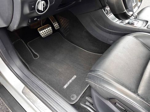 Used 2015 Mercedes-Benz GLA 45 AMG 4MATIC w/ Driver Assistance Package image 18