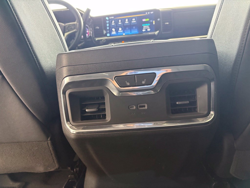 Used 2024 Chevrolet Silverado 2500 LTZ w/ LTZ Premium Package AWD/4WD image 33