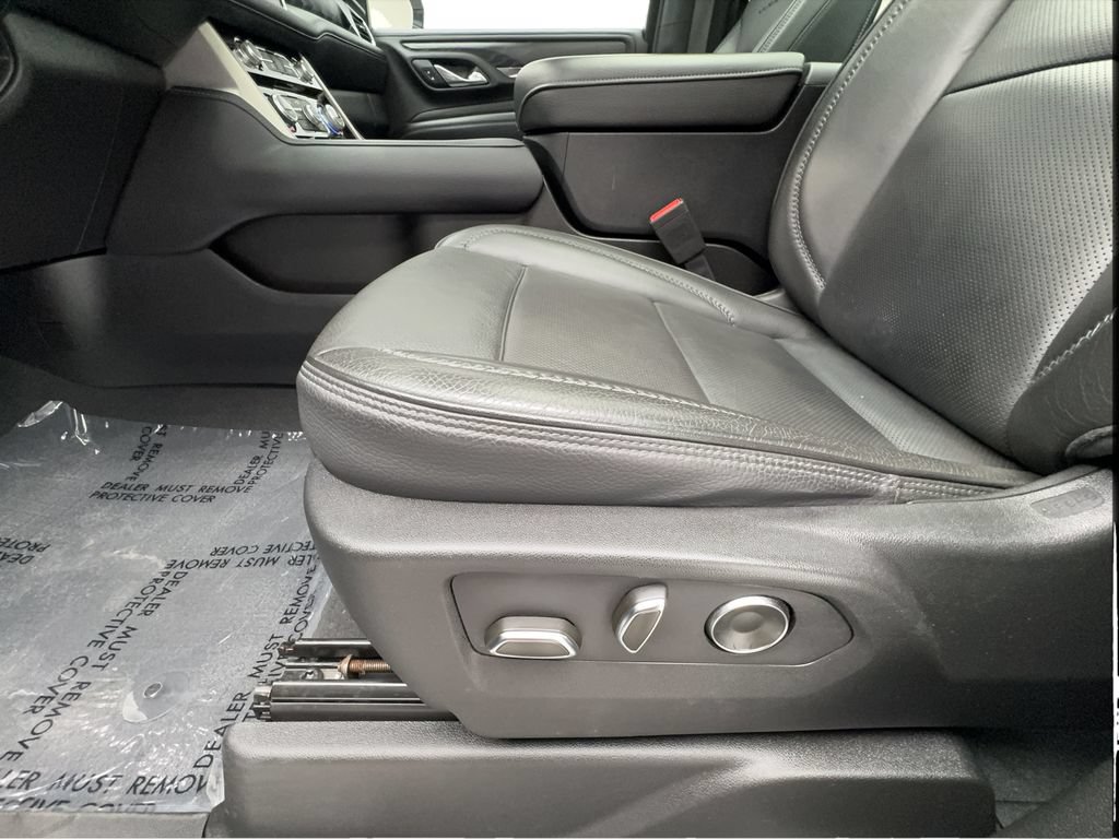Used 2024 GMC Yukon Denali w/ Advanced Technology Package AWD/4WD image 24