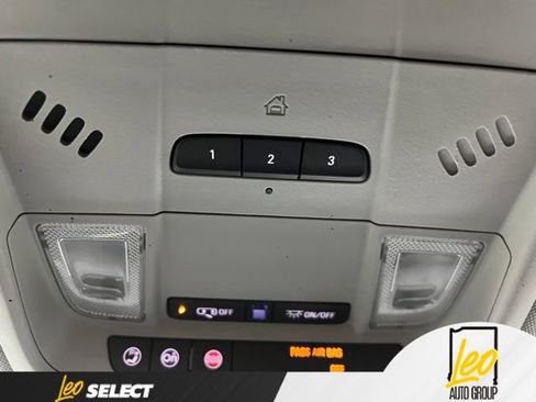 Used 2019 Chevrolet Equinox LT FWD image 22