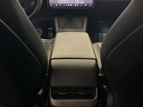 Used 2022 Tesla Model 3 Performance image 26