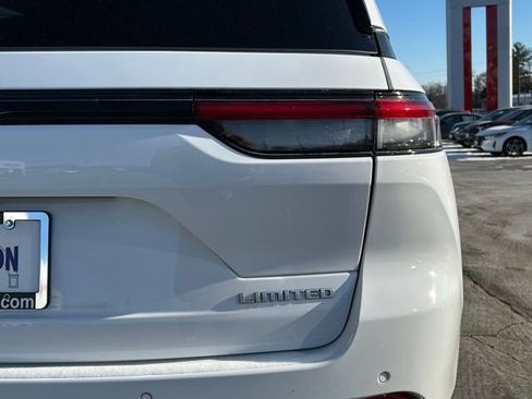 New 2026 Jeep Grand Cherokee Limited AWD/4WD image 8