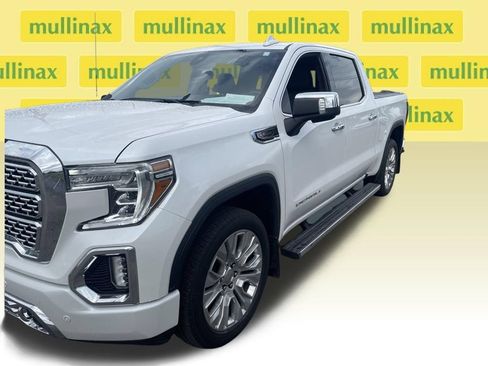 Used 2022 GMC Sierra 1500 Denali w/ Denali Premium Package AWD/4WD image 5