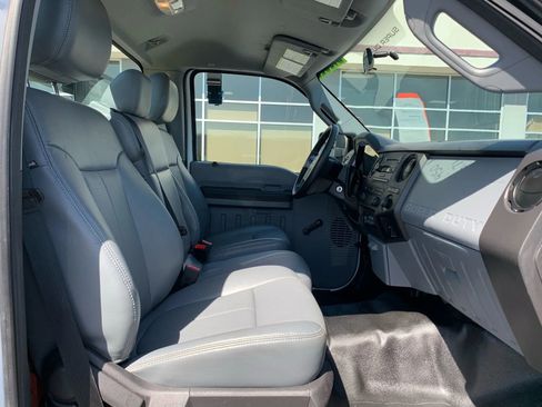 Used 2013 Ford F450 XL w/ High Capacity Trailer Tow Pkg image 20