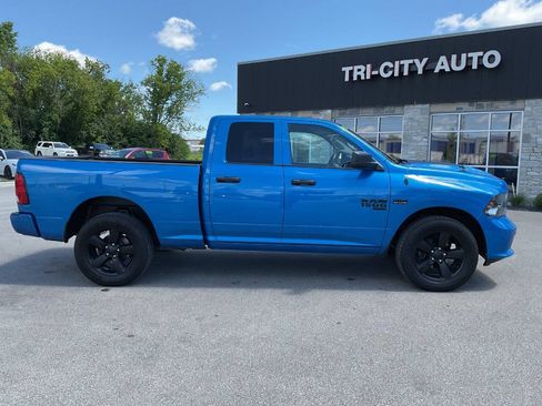 Used 2019 RAM 1500 Express w/ Express Value Package AWD/4WD image 9