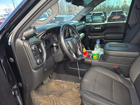 Used 2020 Chevrolet Silverado 1500 RST image 12