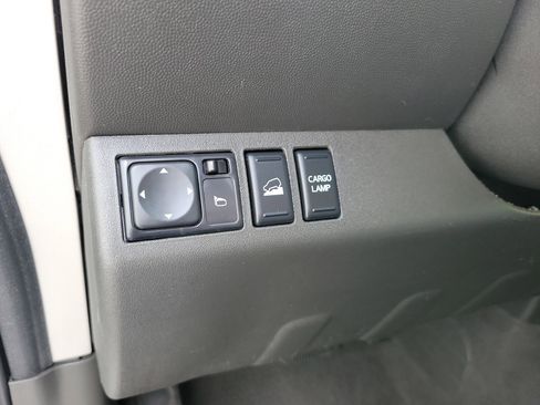 Used 2019 Nissan Frontier PRO-4X image 33
