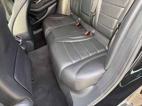 Used 2021 Mercedes-Benz C 300 Sedan image 20