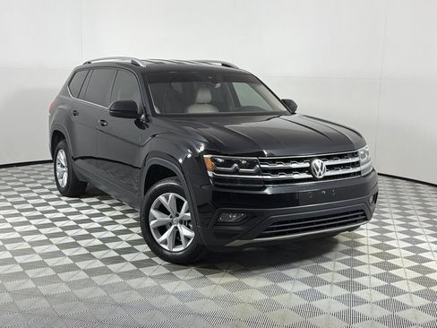 Used 2018 Volkswagen Atlas SE FWD image 2