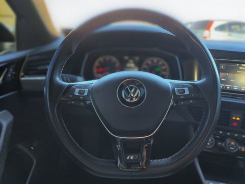 Used 2020 Volkswagen Jetta R-Line image 15