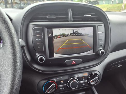 Certified 2024 Kia Soul LX w/ Option Group 015 image 10