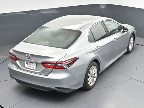 Certified 2021 Toyota Camry LE image 34