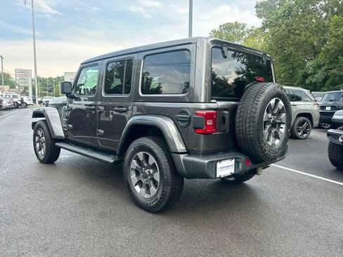 Used 2020 Jeep Wrangler Unlimited Sahara AWD/4WD image 25