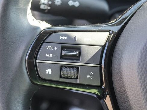 Used 2024 Honda HR-V EX-L image 31