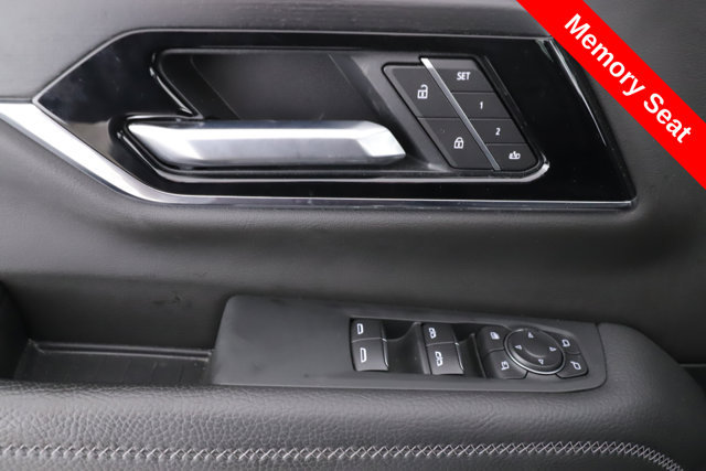 Used 2026 GMC Yukon Denali w/ Sun & Power Step Package AWD/4WD image 21