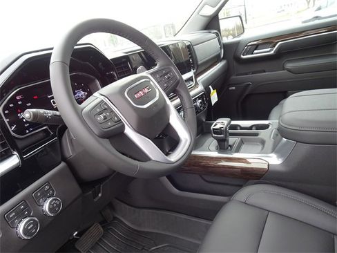 New 2026 GMC Sierra 1500 Elevation w/ Elevation Premium Package image 15
