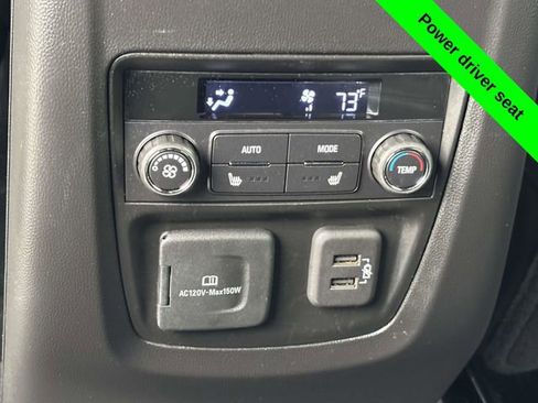 Used 2024 Buick Enclave Premium image 32