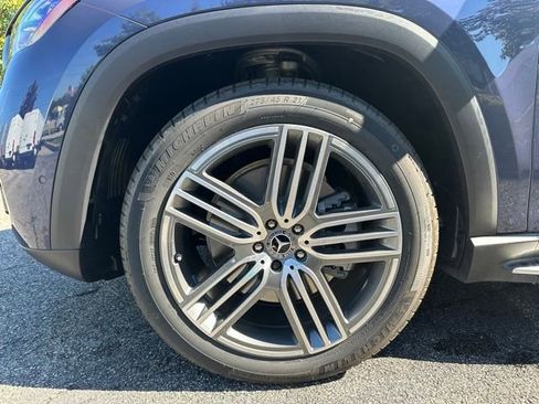 New 2026 Mercedes-Benz GLS 450 4MATIC image 9