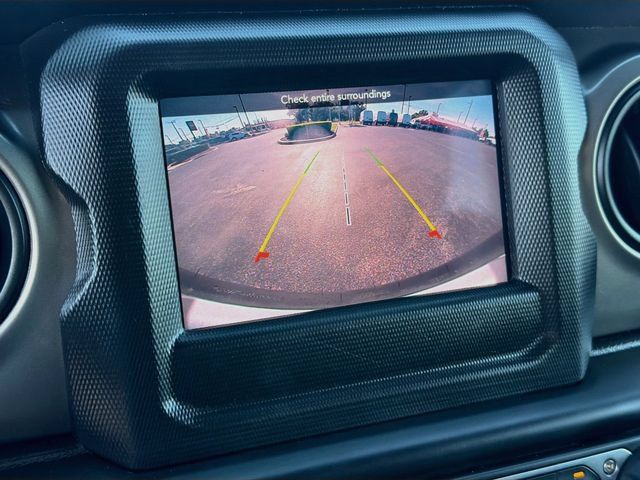 Used 2021 Jeep Wrangler Unlimited Sport AWD/4WD image 13