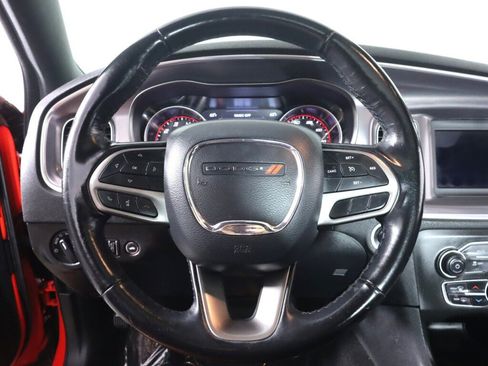 Used 2021 Dodge Charger SXT w/ Leather Interior Group RWD image 11