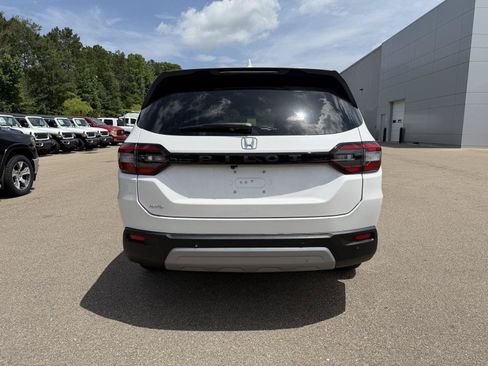Used 2025 Honda Pilot EX-L image 5