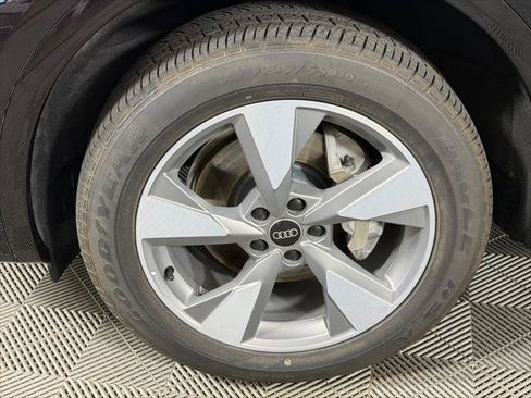 Certified 2022 Audi Q5 2.0T Premium Plus AWD/4WD image 13