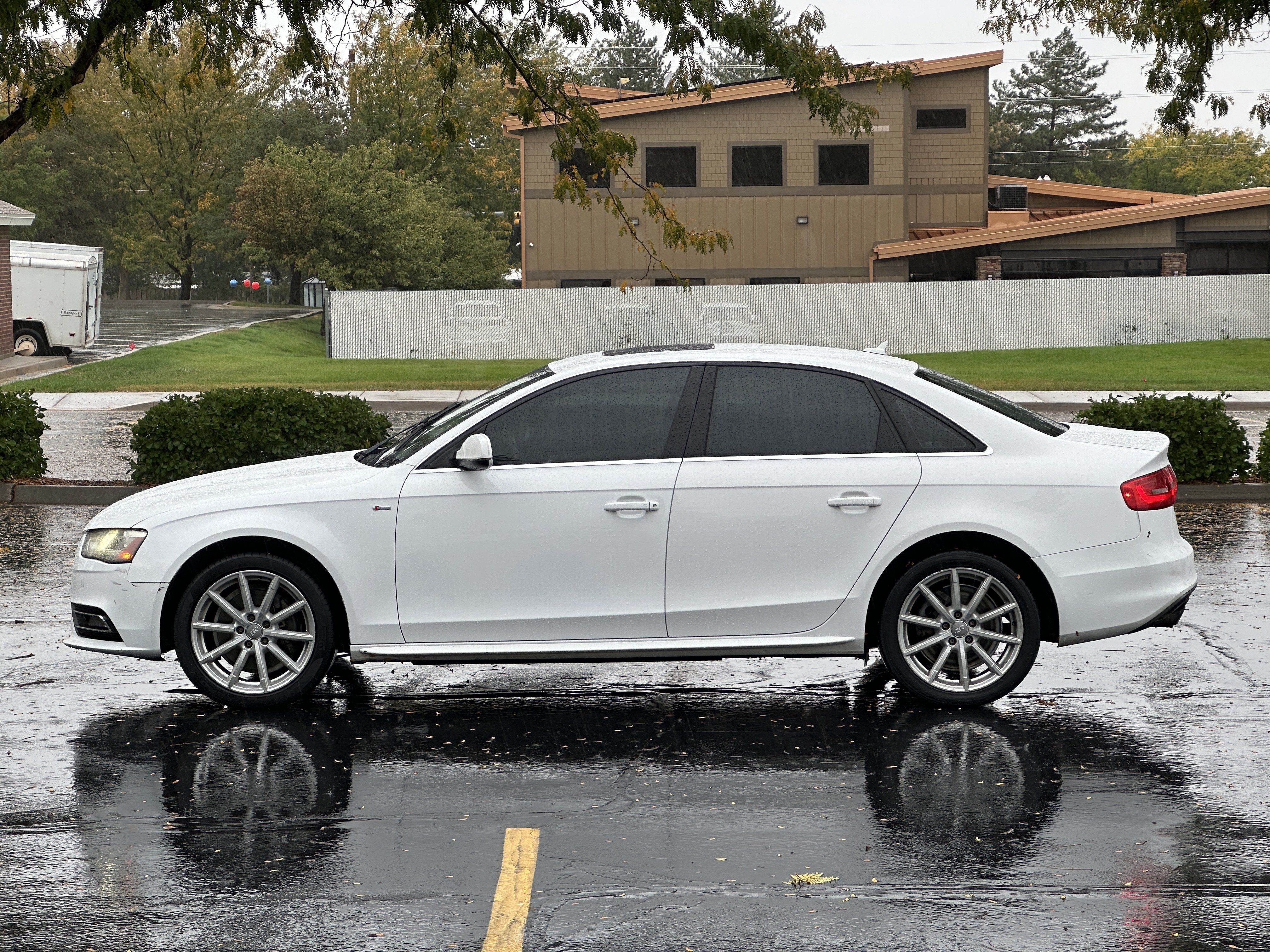 Used 2016 Audi A4 2.0T Premium w/ Convenience Plus Package FWD image 8