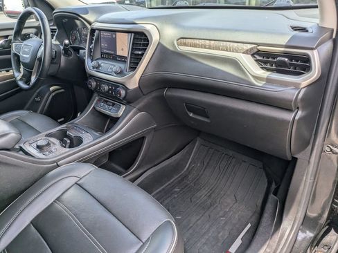 Used 2023 GMC Acadia Denali w/ Black Diamond Edition FWD image 30