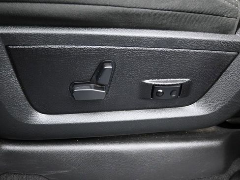 Used 2024 RAM 2500 Big Horn image 12