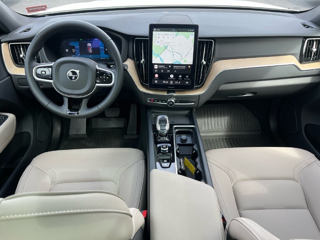 Certified 2026 Volvo XC60 B5 Plus AWD/4WD image 26