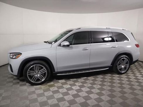 New 2026 Mercedes-Benz GLS 450 4MATIC image 8