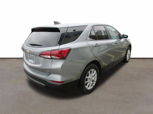 Used 2023 Chevrolet Equinox LT image 5