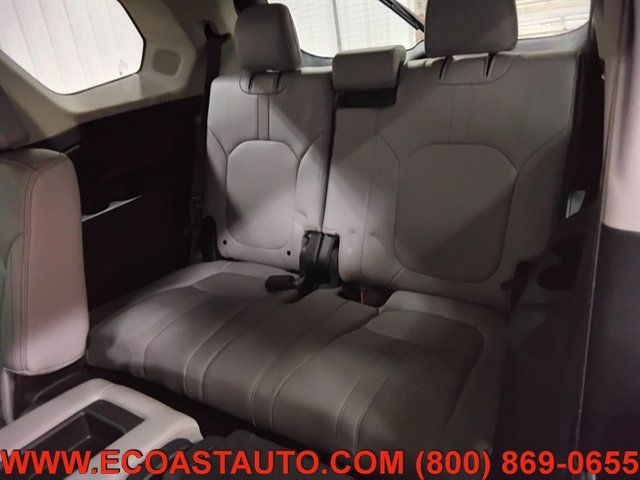 Used 2025 Honda Pilot Touring image 14