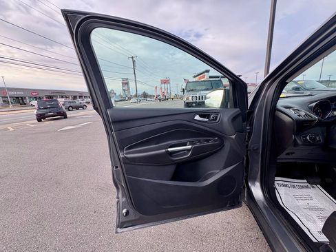 Used 2014 Ford Escape Titanium AWD/4WD image 18