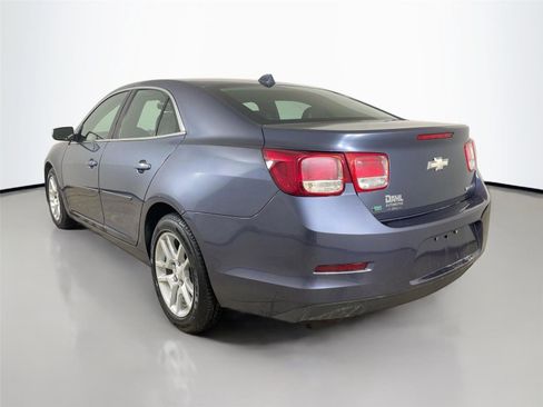 Used 2014 Chevrolet Malibu LT w/ Power Convenience Package image 5