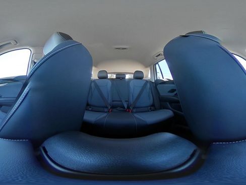 Used 2026 Volkswagen Tiguan SE FWD image 44