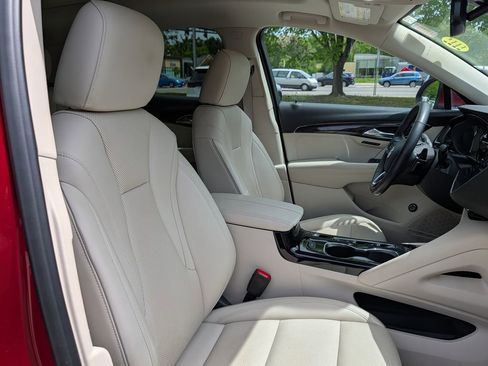 Used 2022 Buick Envision Essence w/ Safety Package AWD/4WD image 17