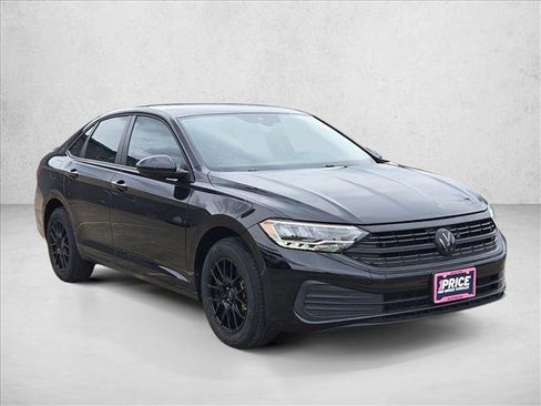 Used 2024 Volkswagen Jetta S image 3