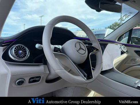 Certified 2023 Mercedes-Benz EQS 580 4MATIC SUV image 17