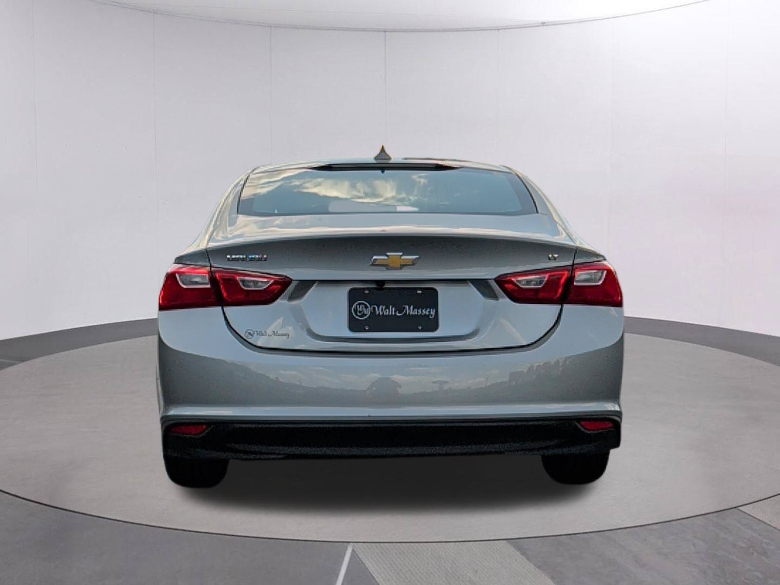 Used 2023 Chevrolet Malibu LT FWD image 4