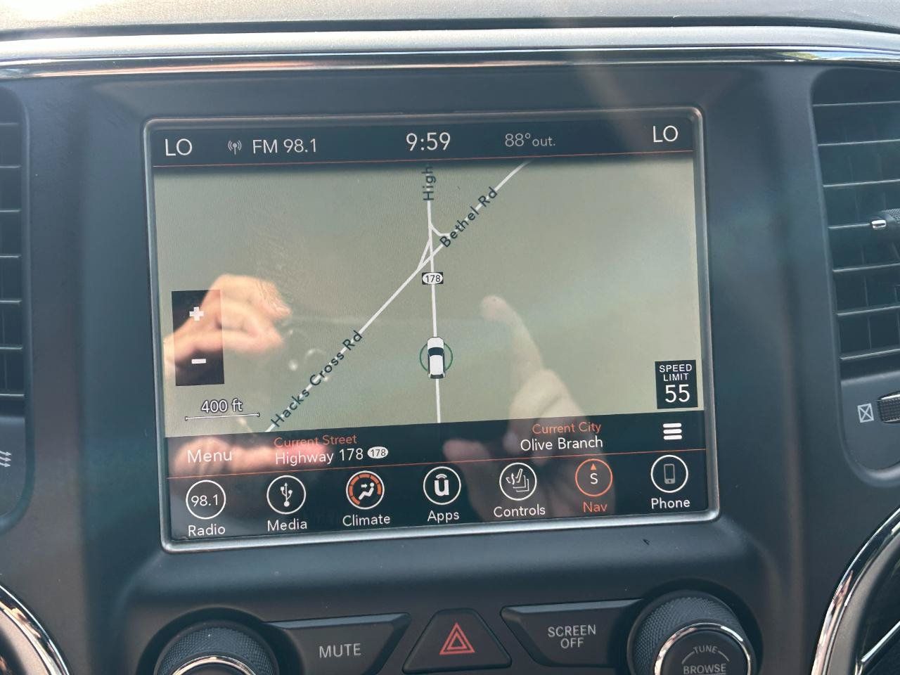 Used 2018 Jeep Grand Cherokee Overland AWD/4WD image 20