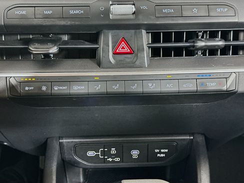 Used 2025 Kia K4 FWD image 23