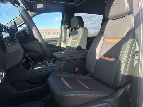 New 2026 GMC Sierra 2500 AT4 w/ LPO, Black Badging Package image 21