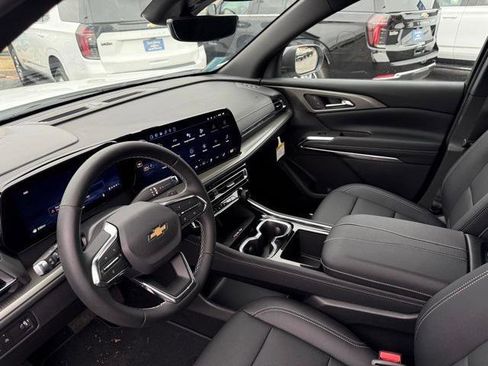 New 2026 Chevrolet Traverse LT w/ Driver Confidence Package image 27